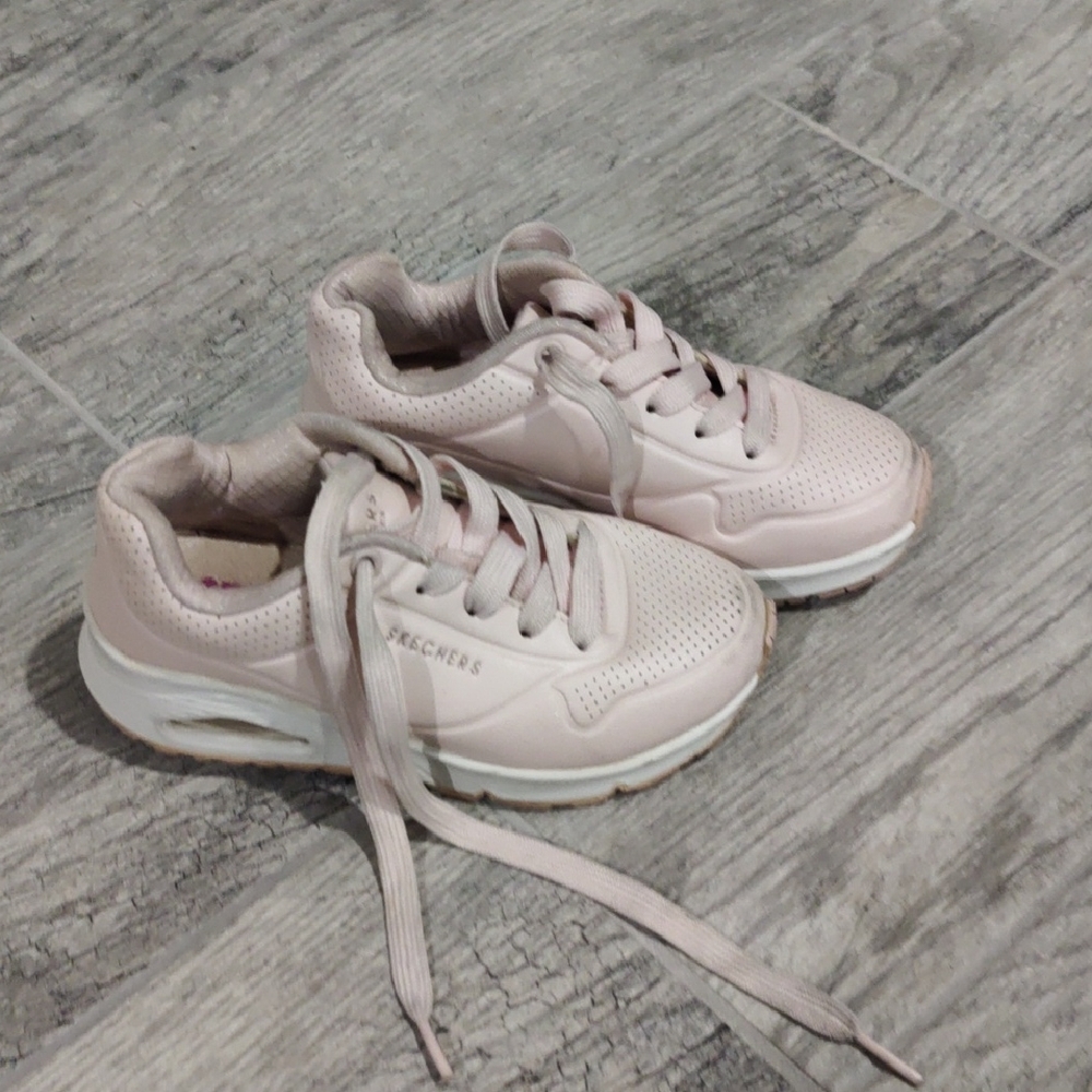 Skechers Women's Blush Sneakers